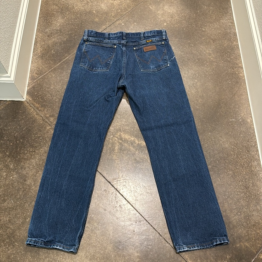 Jeans - Picture 4 of 5